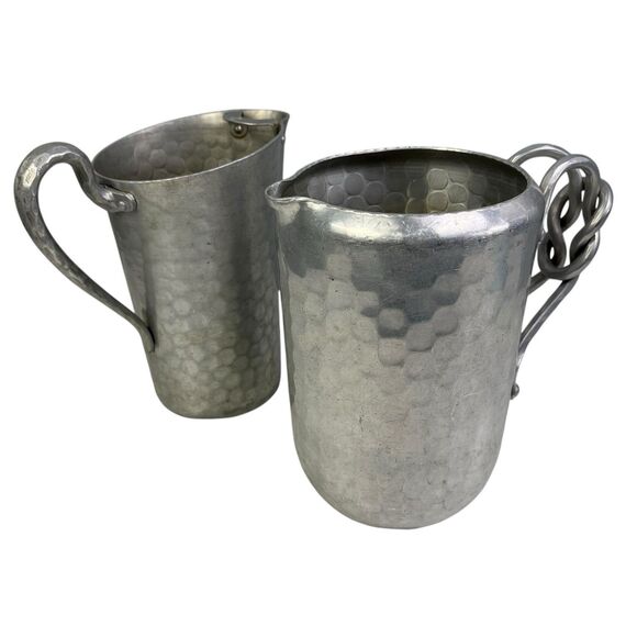 Vintage Everlast Hand Forged Metal Hammered Aluminum Pitcher Kitchen Lot of 2 - Picture 1 of 16